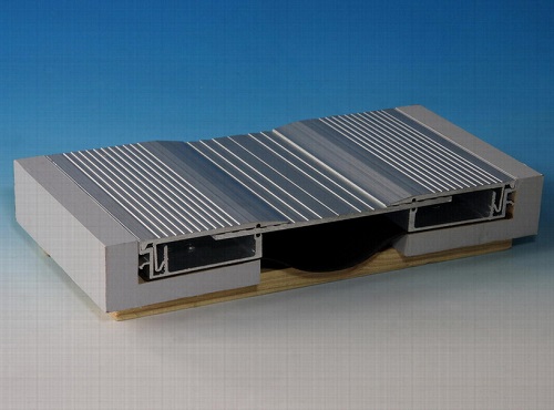 樓地面變形縫 卡鎖型平角-105元/米